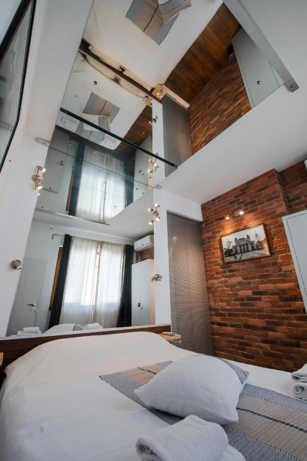 Апартаменти Cinematique - Designer 1bd On Solunska